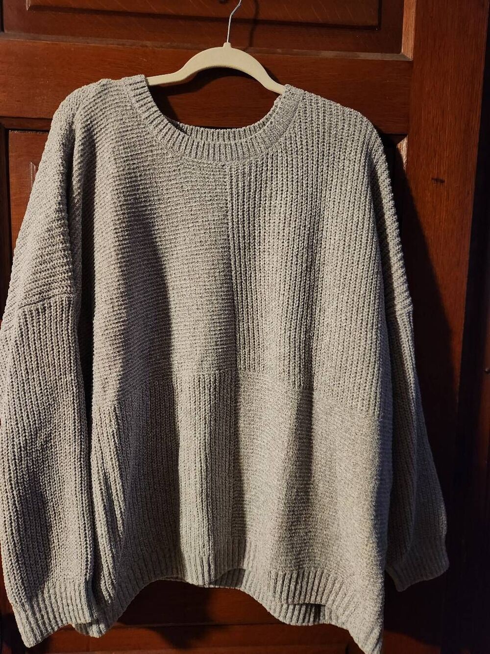 New In packaging Maurices Matte Chenille Checkerboard Sweater in light gray size